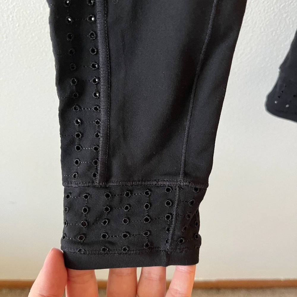 Prana Leggings‎ Black Eyelet Detail Pull On Waistband Pocket Mid Rise Size XS - Picture 3 of 11